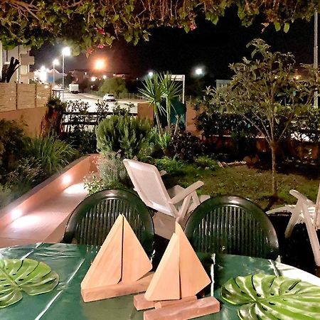 Bilocale Con Giardino Olbia Mare Apartamento Exterior foto